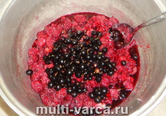 Варення з малини та чорної смородини