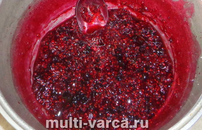 Варення з малини та чорної смородини