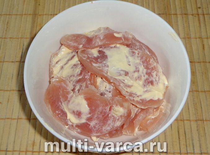 Відбивні з індички в мультиварці