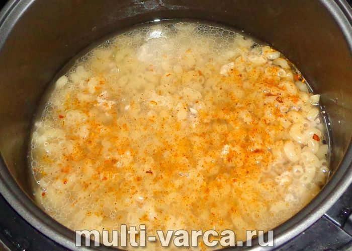 Запіканка з макаронів із фаршем і сиром у мультиварці