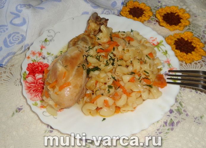 Курячі ніжки з макаронами в мультиварці
