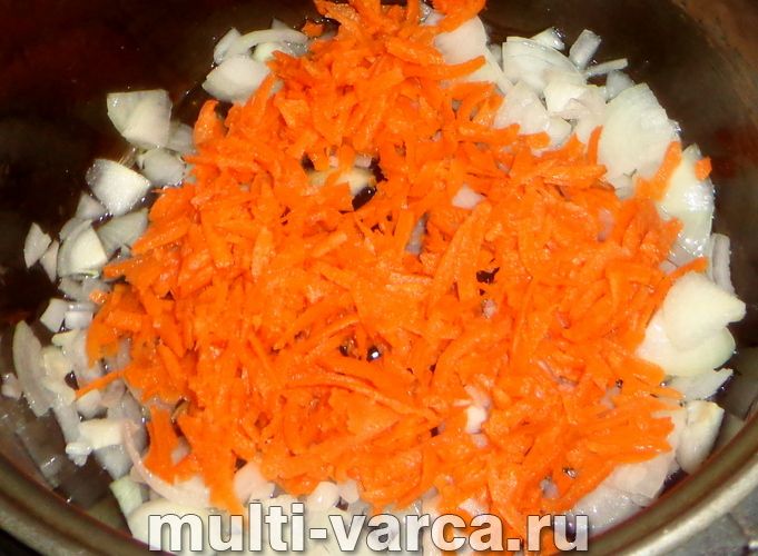 Курячі ніжки з макаронами в мультиварці